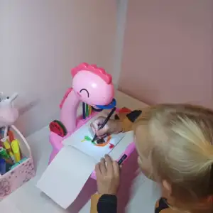 Vaikiskas projektorius piesimui su stalu17