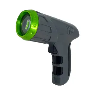 Lazeriu valdoma masina vaziuojanti sienomis11